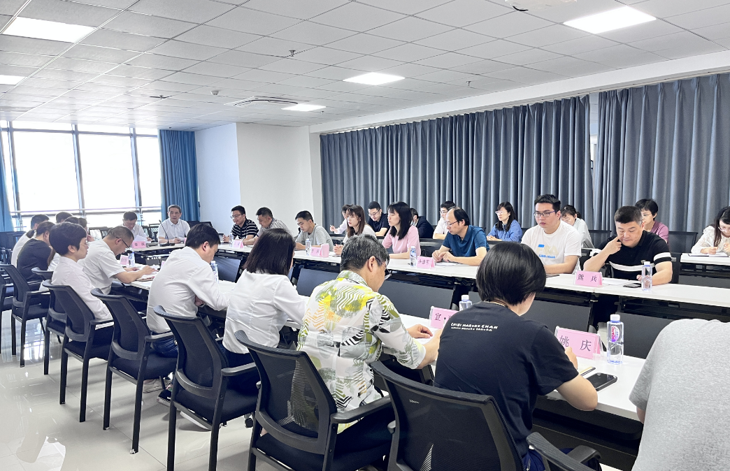 馬鞍山長客:江西長運(yùn)黨委廉政巡察組召開巡察馬鞍山長客落實(shí)全面從嚴(yán)治黨“兩個責(zé)任”座談會